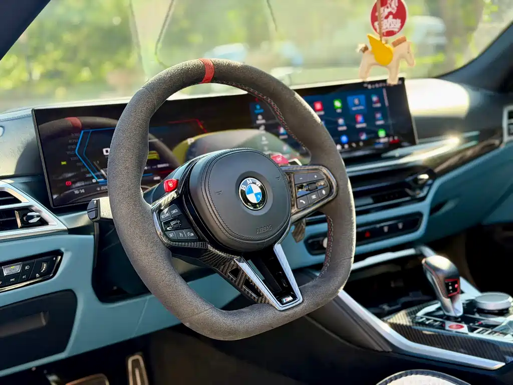 BMW M4 — миниатюра 7