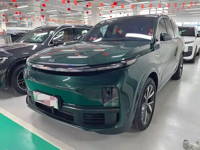 IDEAL CAR IDEAL L8 2023