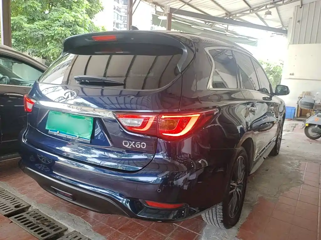 Infiniti QX60 (Import) — миниатюра 7
