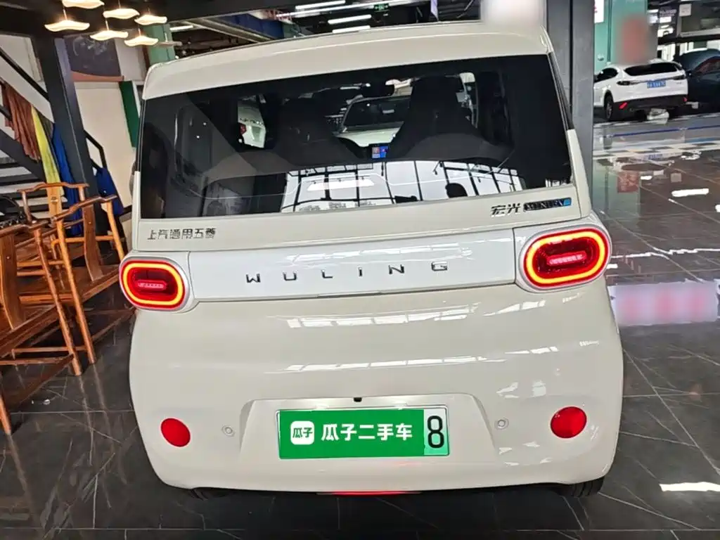 Wuling MINIEV — миниатюра 6