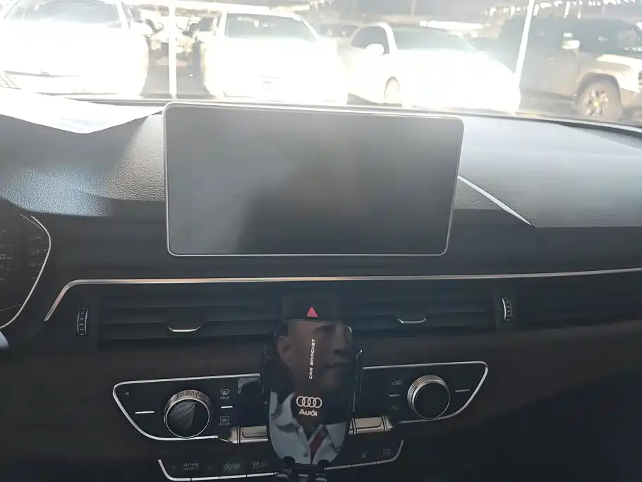 Audi A4L — миниатюра 13