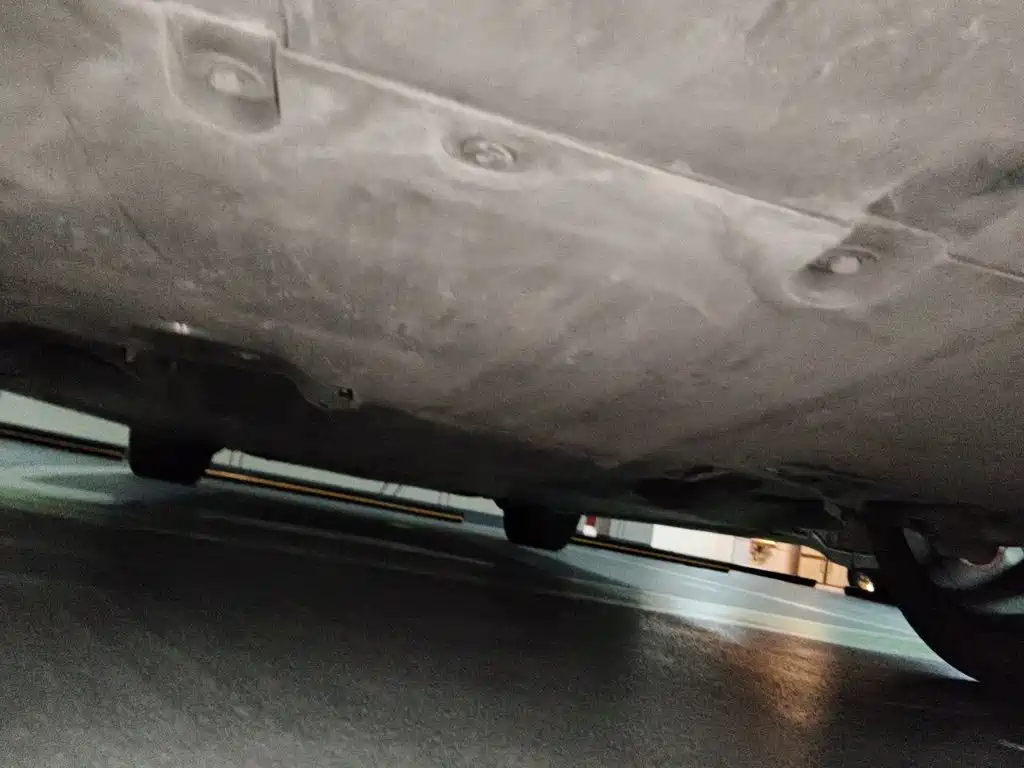 Tesla Model Y — миниатюра 22