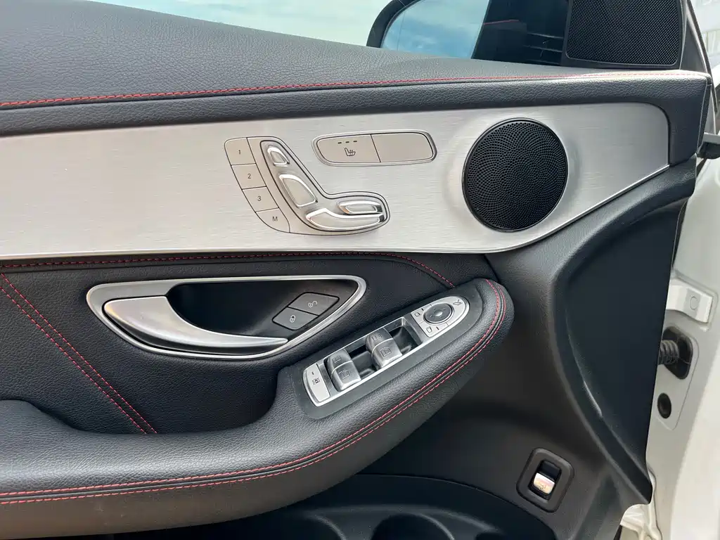 Mercedes-Benz GLC AMG — миниатюра 9