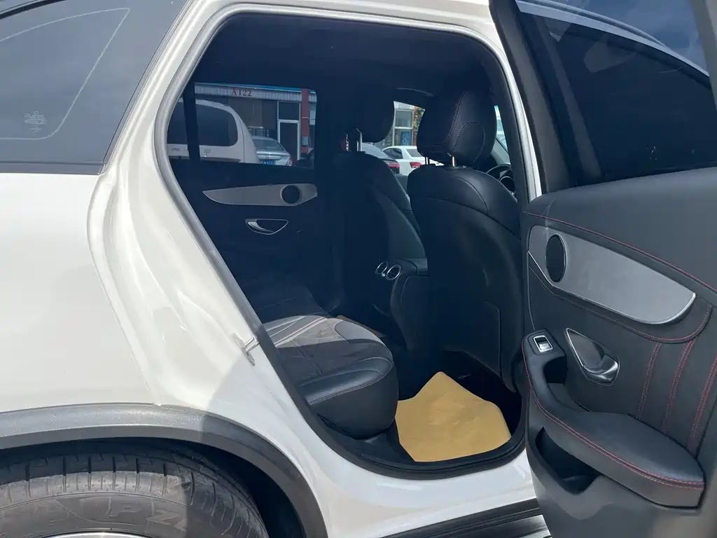 Mercedes-Benz GLC AMG — миниатюра 27