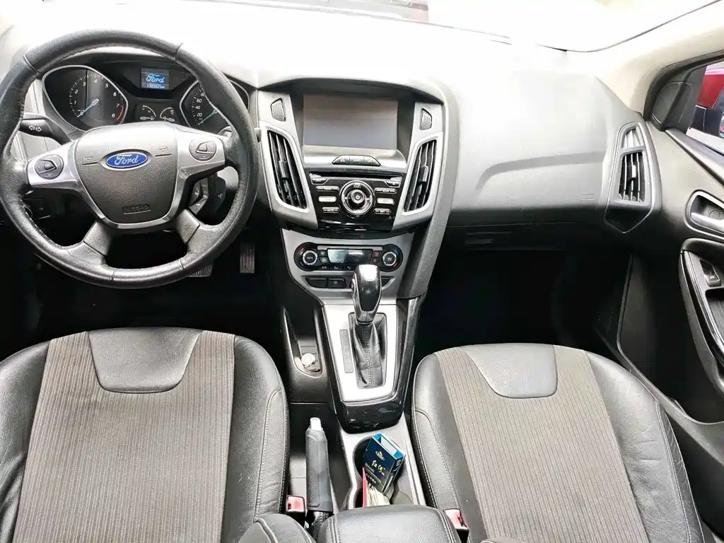 Ford Focus — миниатюра 5