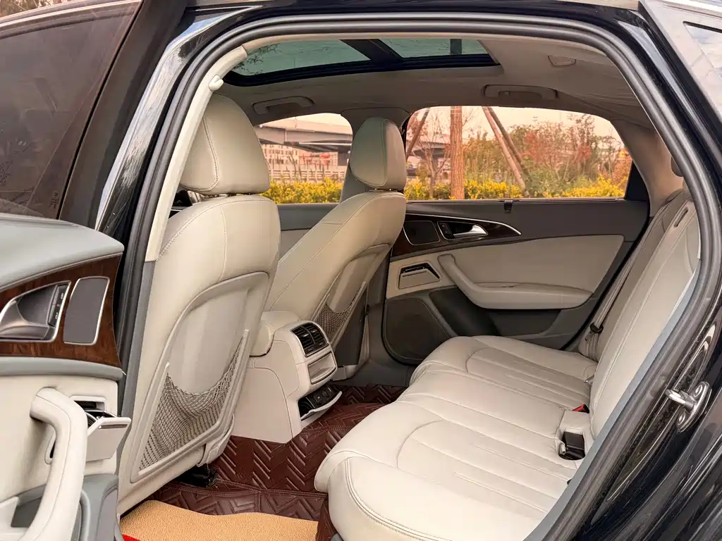 Audi A6L — миниатюра 12