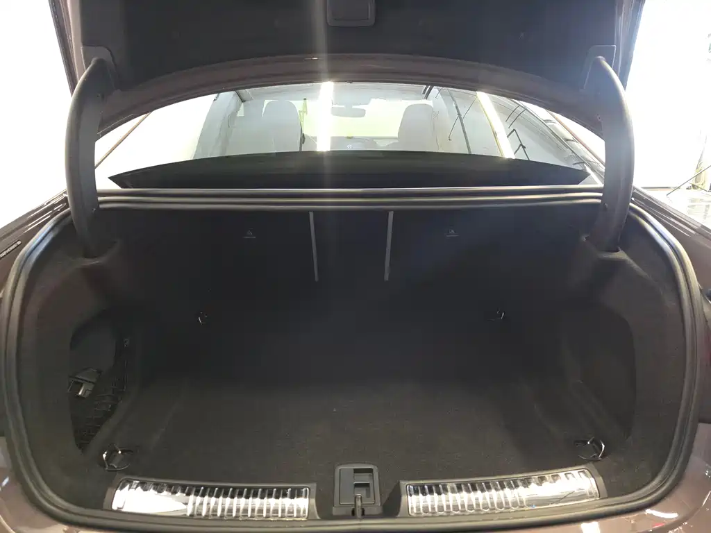 Audi A5L — миниатюра 14