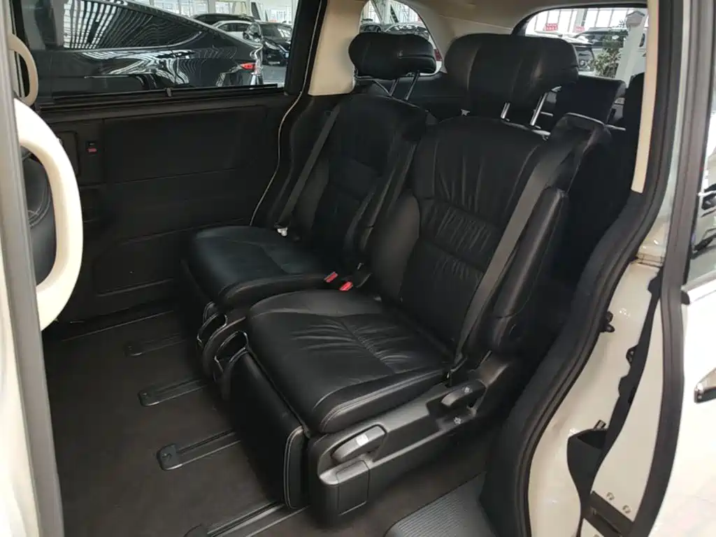 Honda Odyssey — миниатюра 17