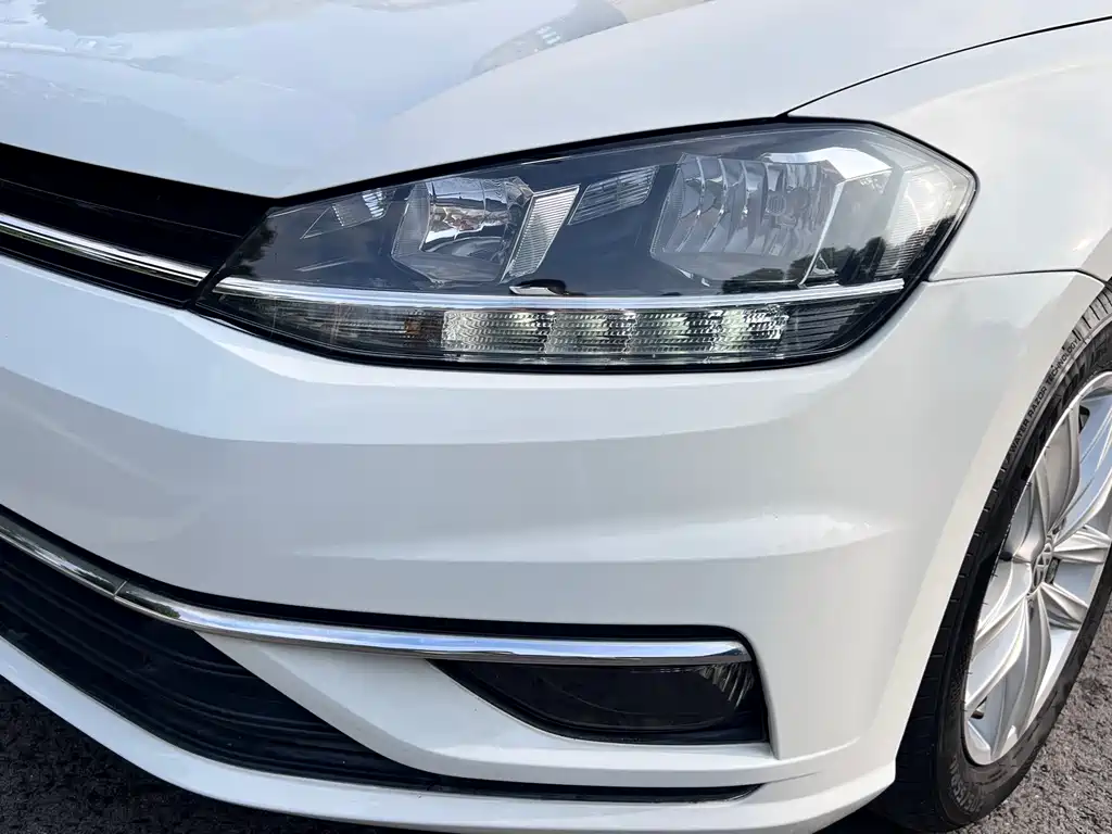 Volkswagen Golf — миниатюра 4