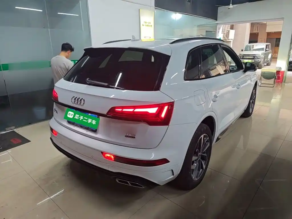 Audi Q5L — миниатюра 7