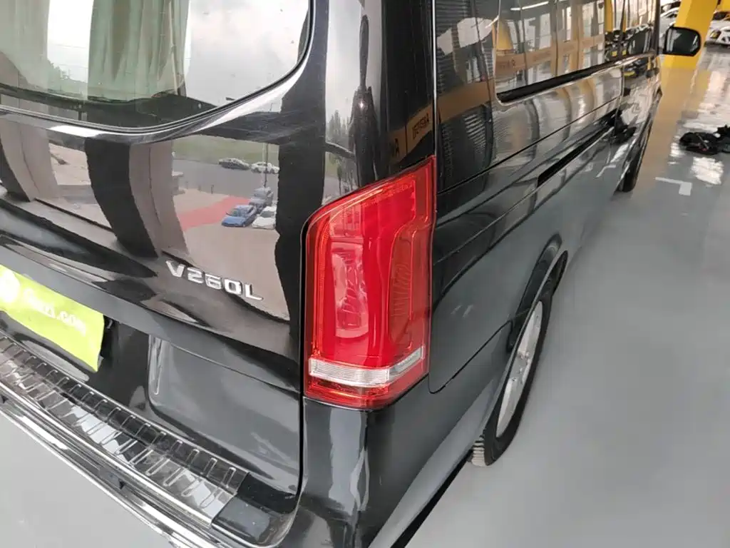 Mercedes-Benz Vito — миниатюра 8