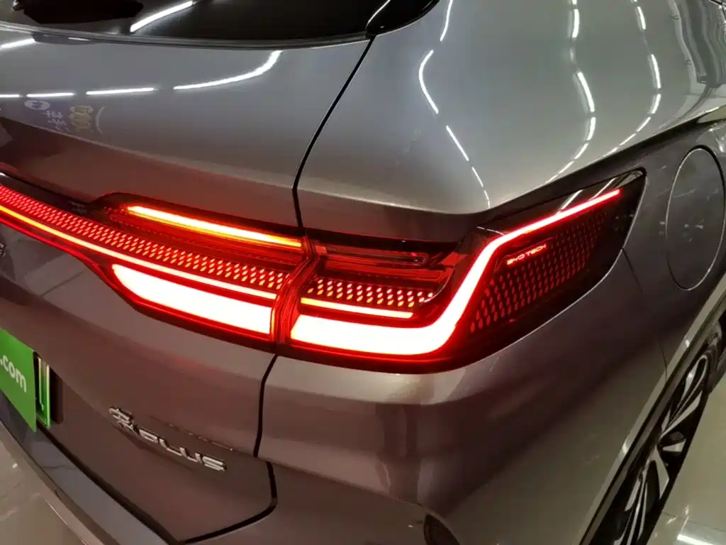 BYD PLUS New Energy — миниатюра 8