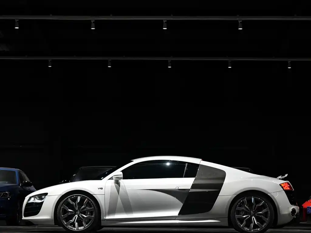 Audi R8 — миниатюра 2