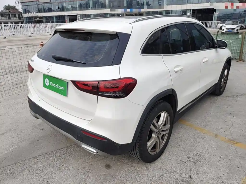 Mercedes-Benz GLA — миниатюра 7