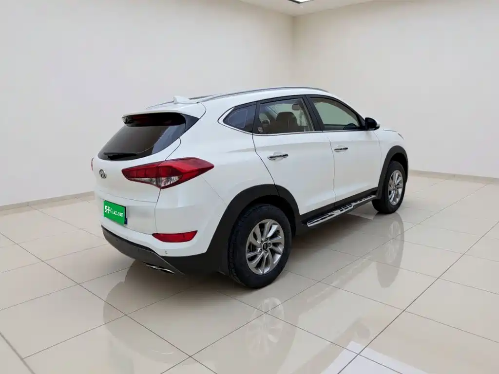 Hyundai Tucson — миниатюра 4