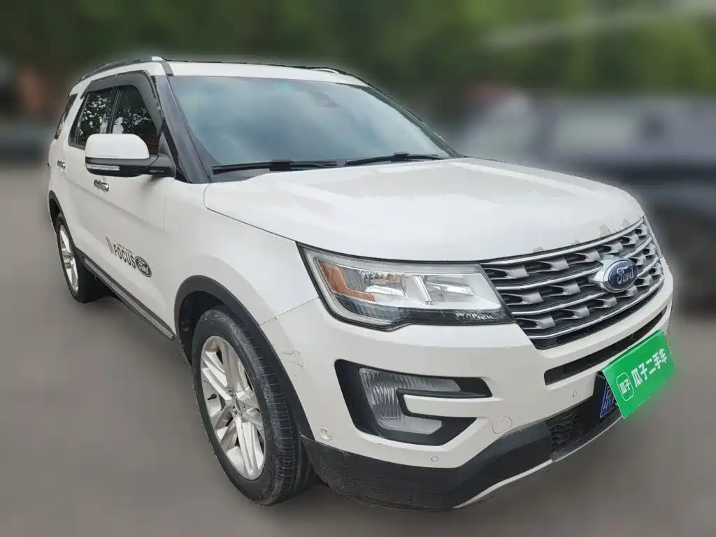 Ford Explorer (Import) — миниатюра 3