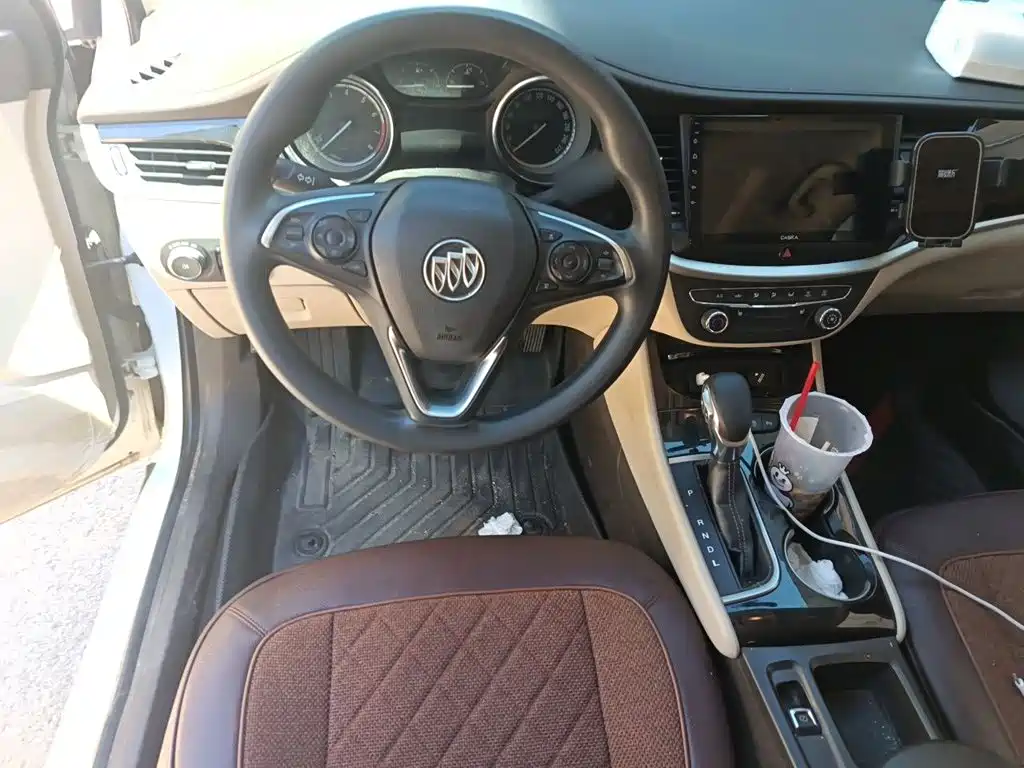 Buick Verano — миниатюра 11