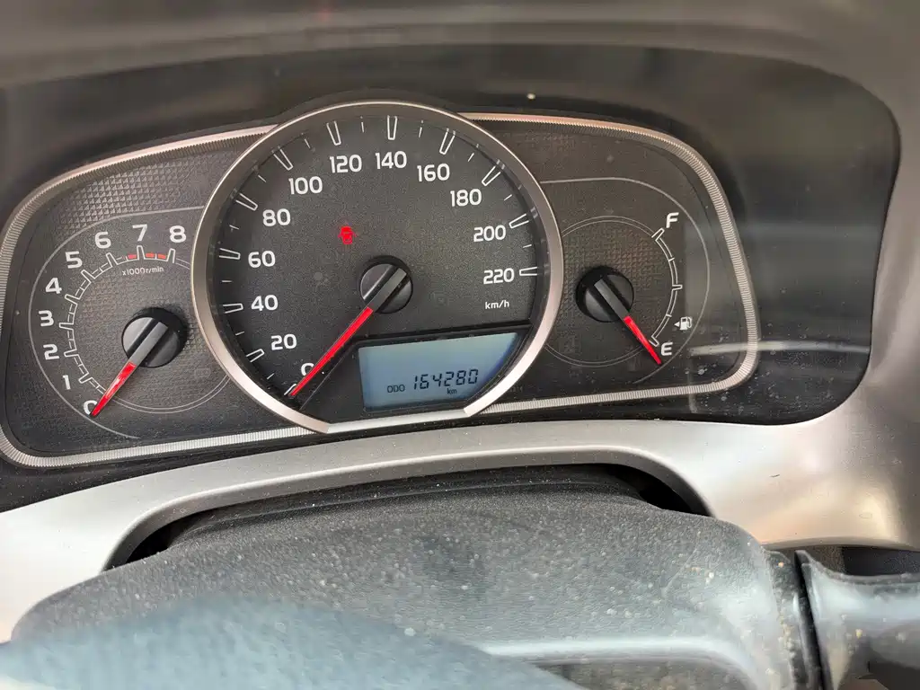 Toyota RAV4 — миниатюра 6