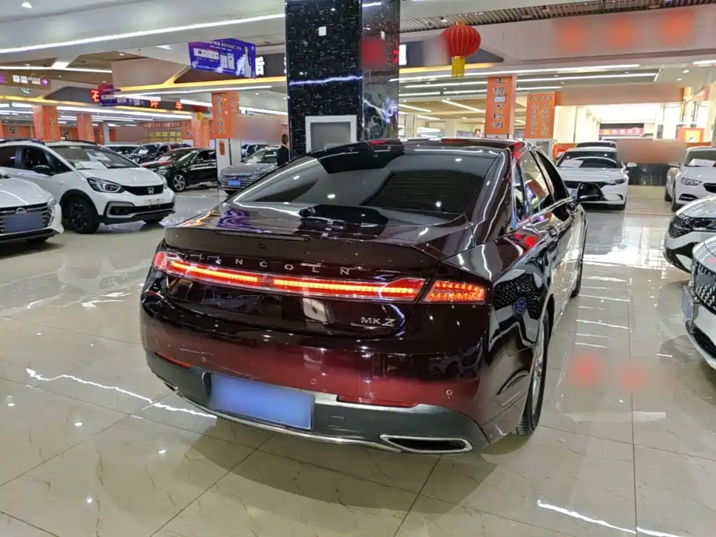Lincoln MKZ — миниатюра 7