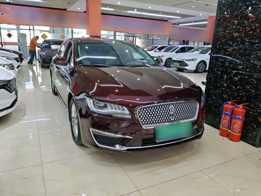 Lincoln MKZ — миниатюра 4
