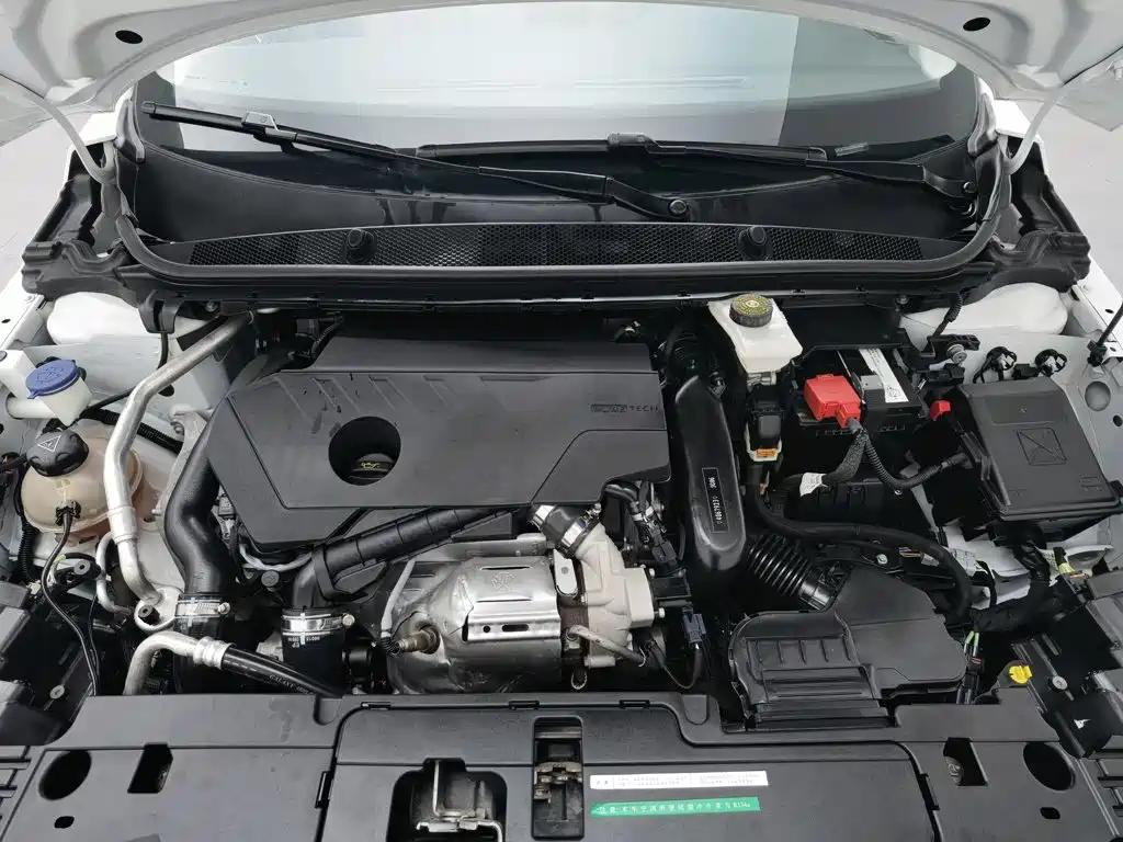 Peugeot 408 — миниатюра 6