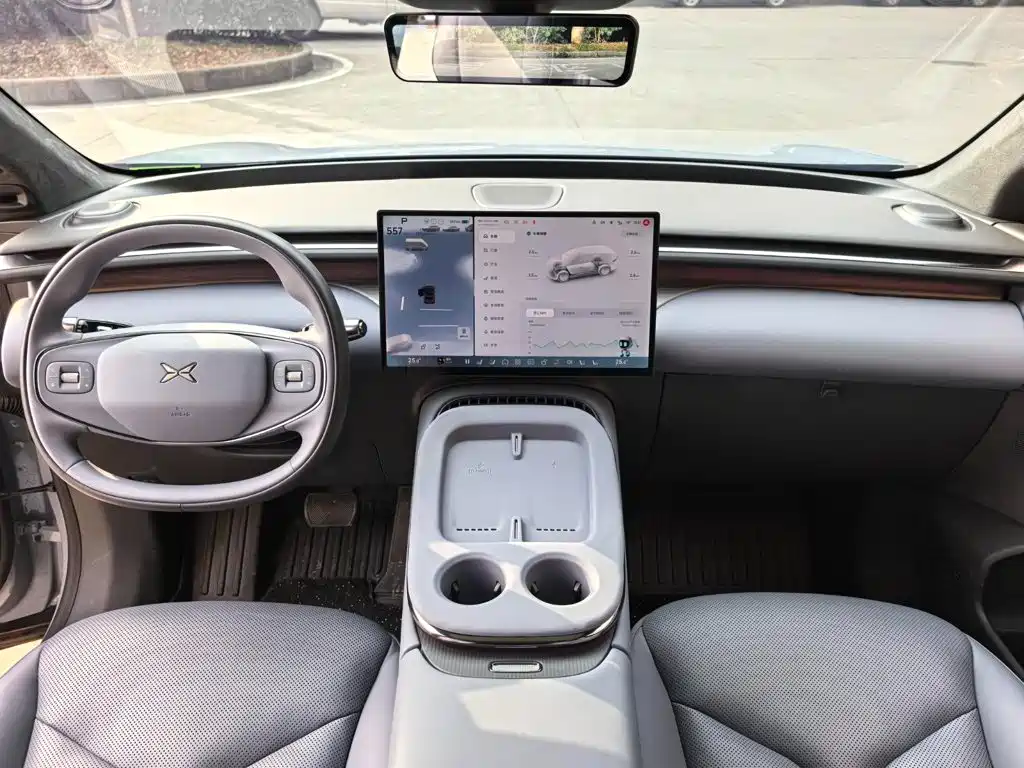 XPeng G7 — миниатюра 9
