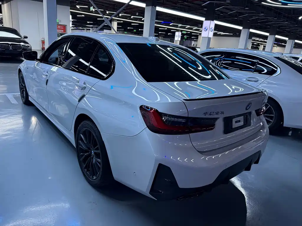 BMW 3 Series — миниатюра 20