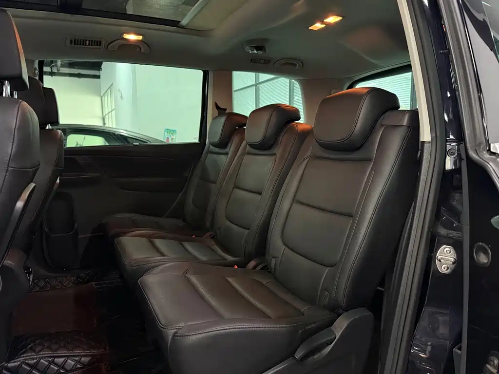 Volkswagen Sharan — миниатюра 5