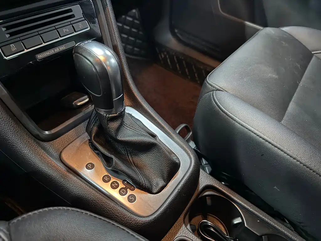 Volkswagen Sharan — миниатюра 13
