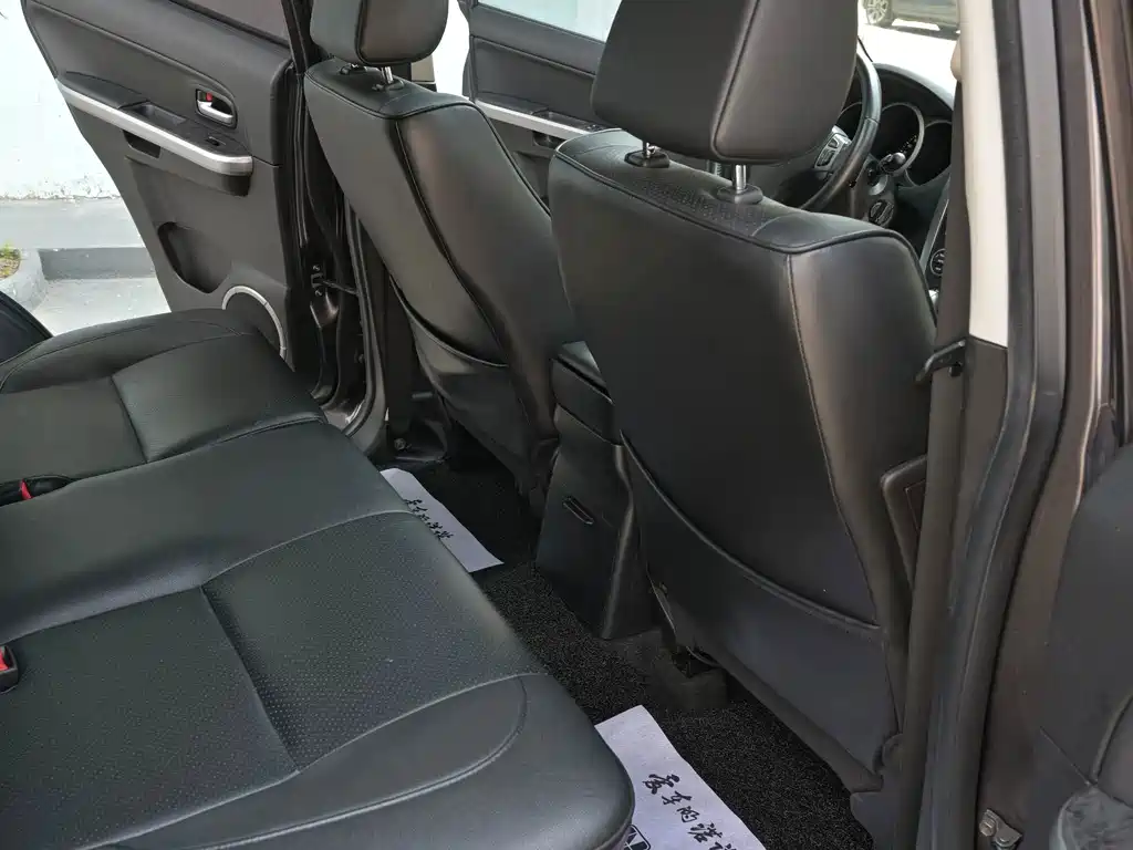 Suzuki Grand Vitara — миниатюра 9