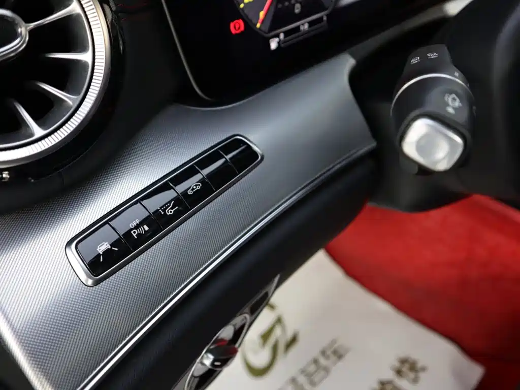 Mercedes-Benz E-Class AMG — миниатюра 10