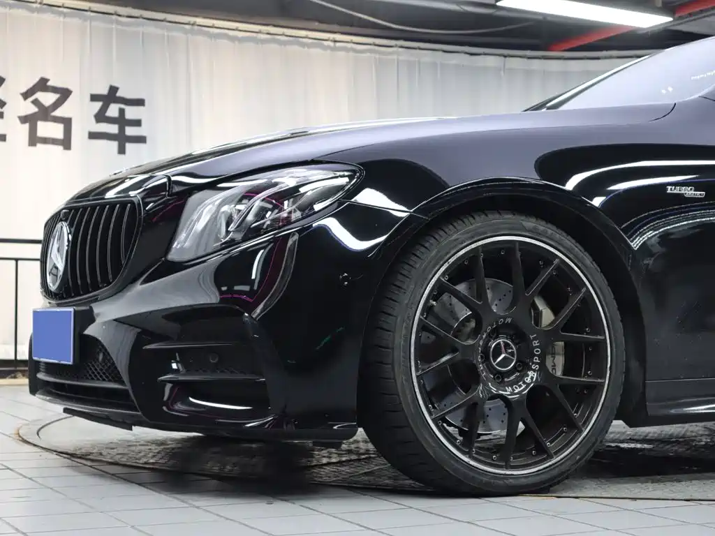 Mercedes-Benz E-Class AMG — миниатюра 31