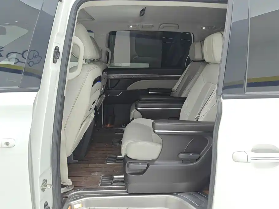 GAC Motor Trumpchi M8 — миниатюра 11