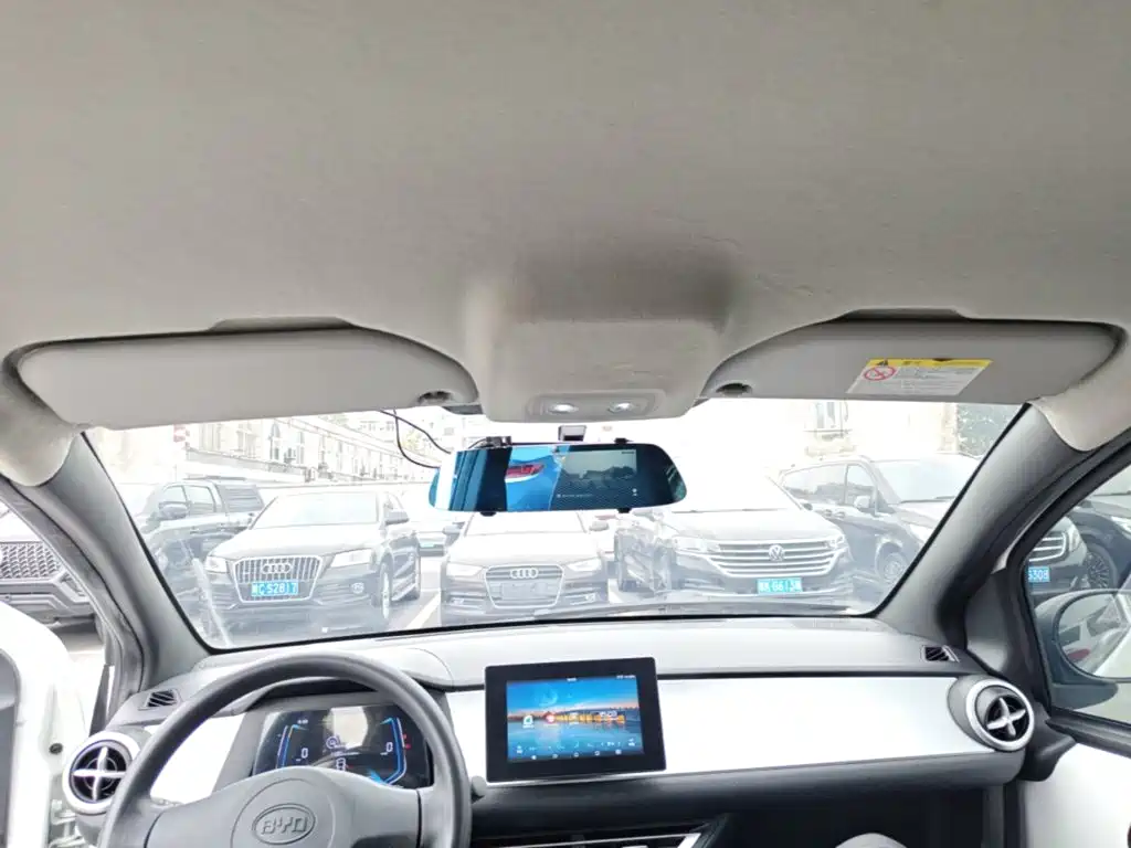 BYD e1 — миниатюра 18