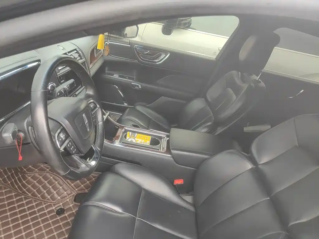 Lincoln Continental — миниатюра 11