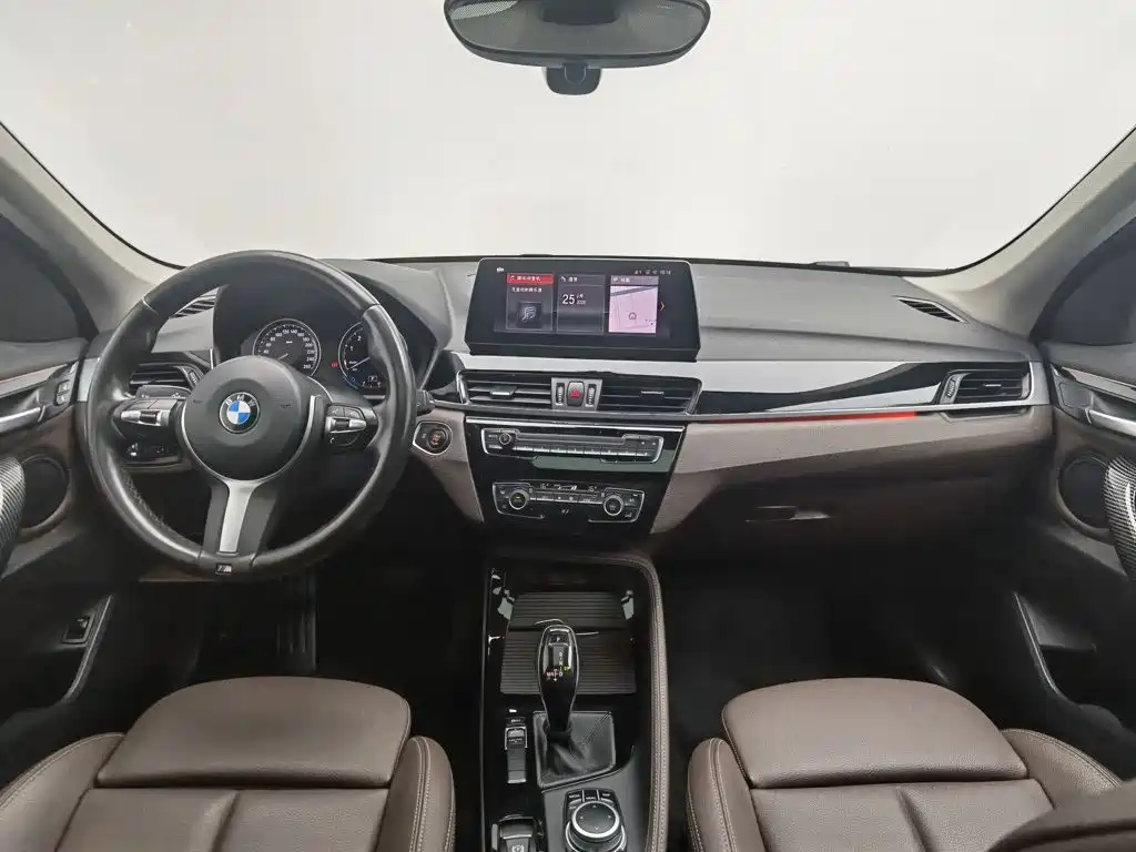BMW X1 — миниатюра 5
