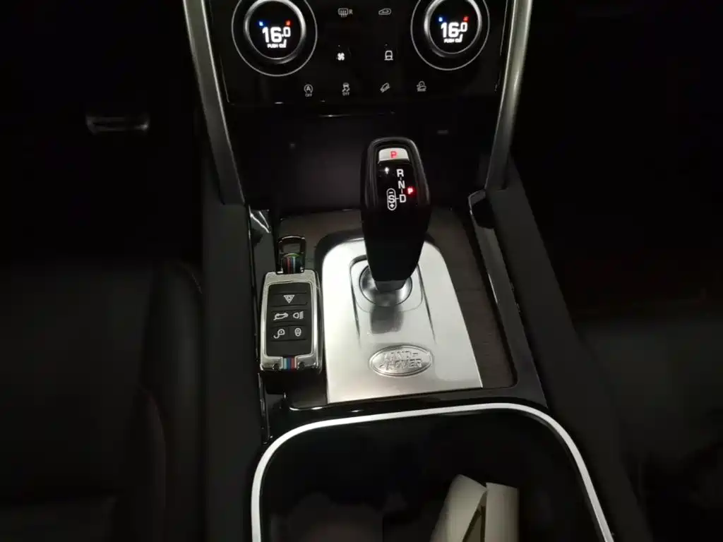 Land Rover Discovery Sport — миниатюра 14