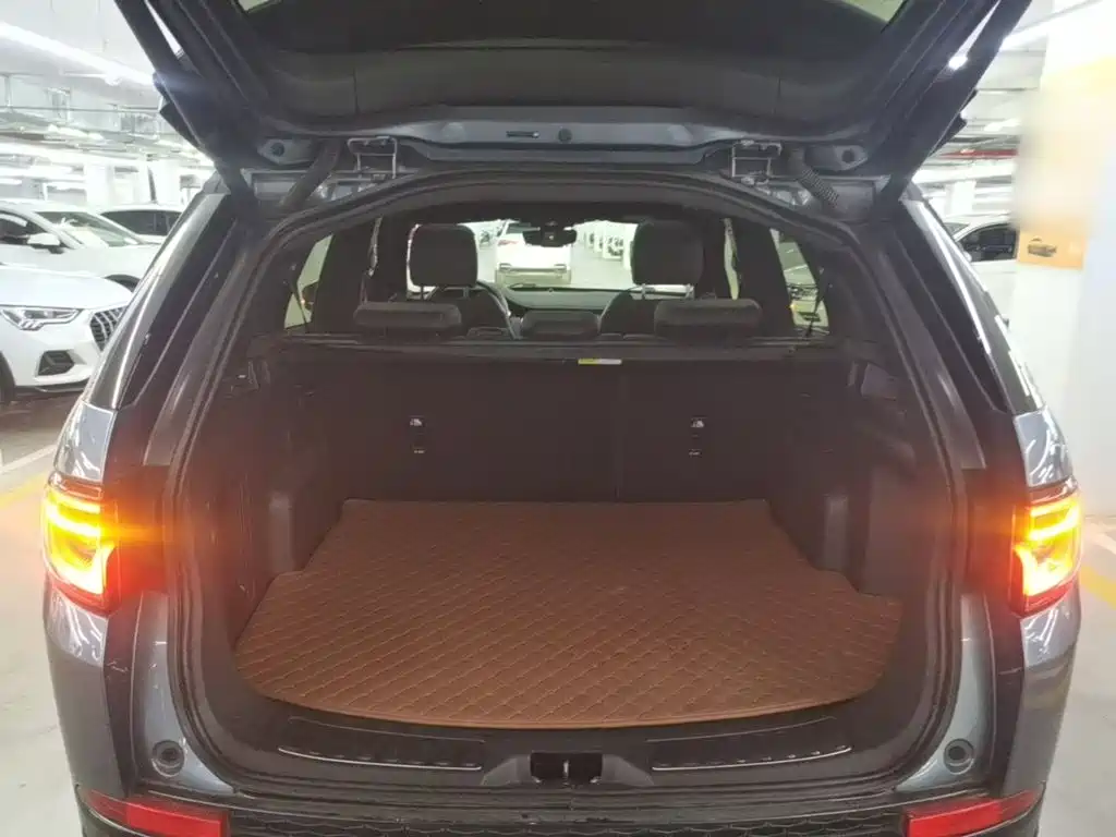 Land Rover Discovery Sport — миниатюра 19