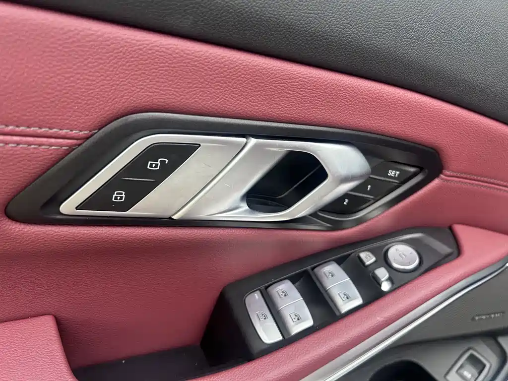 BMW 3 Series — миниатюра 11