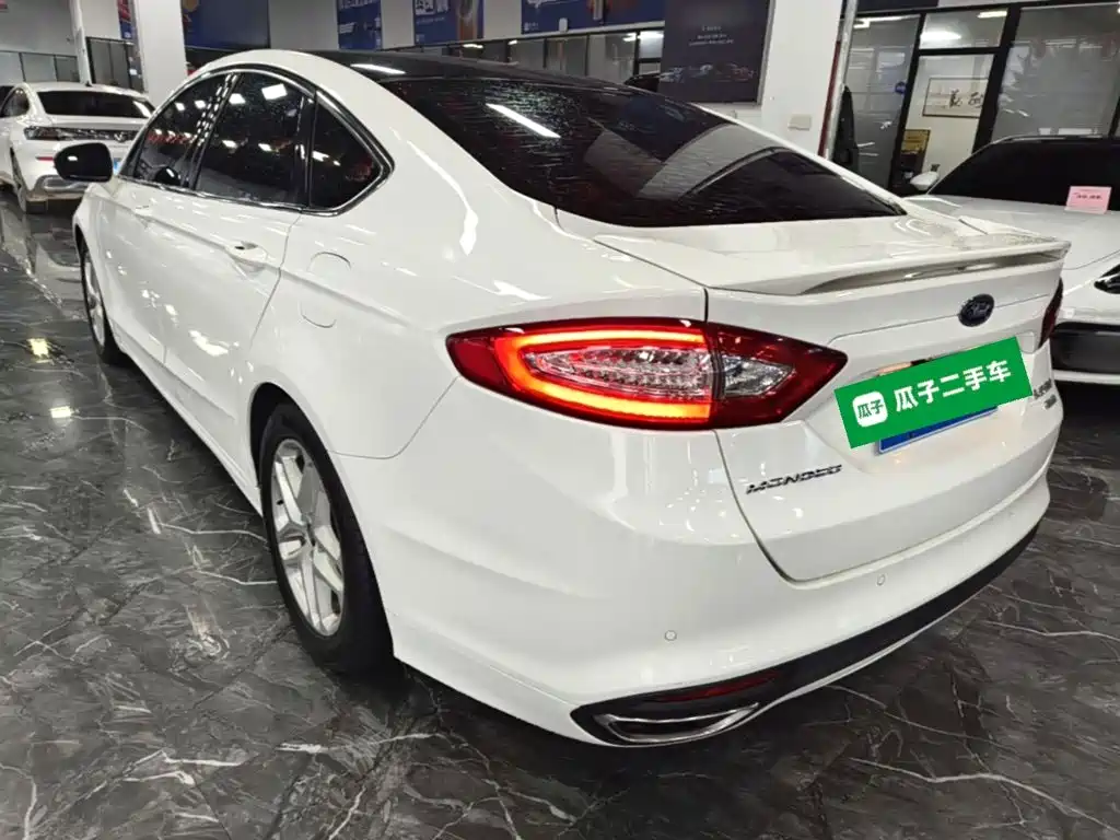 Ford Mondeo — миниатюра 5