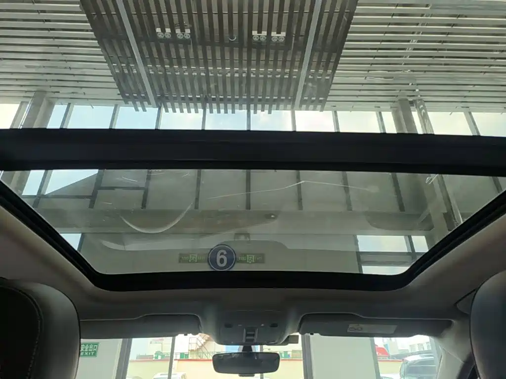 Audi Q3 — миниатюра 18