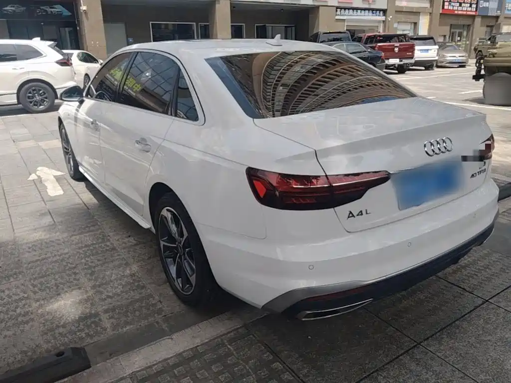 Audi A4L — миниатюра 5