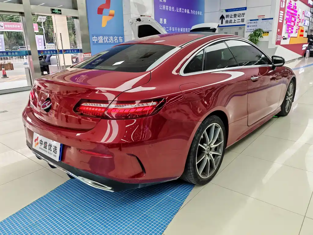 Mercedes-Benz E-Class (Import) — миниатюра 15