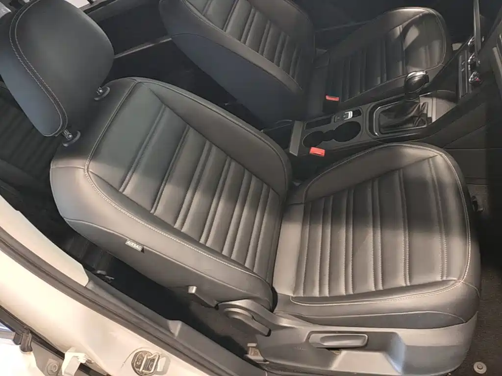Volkswagen Touran — миниатюра 25