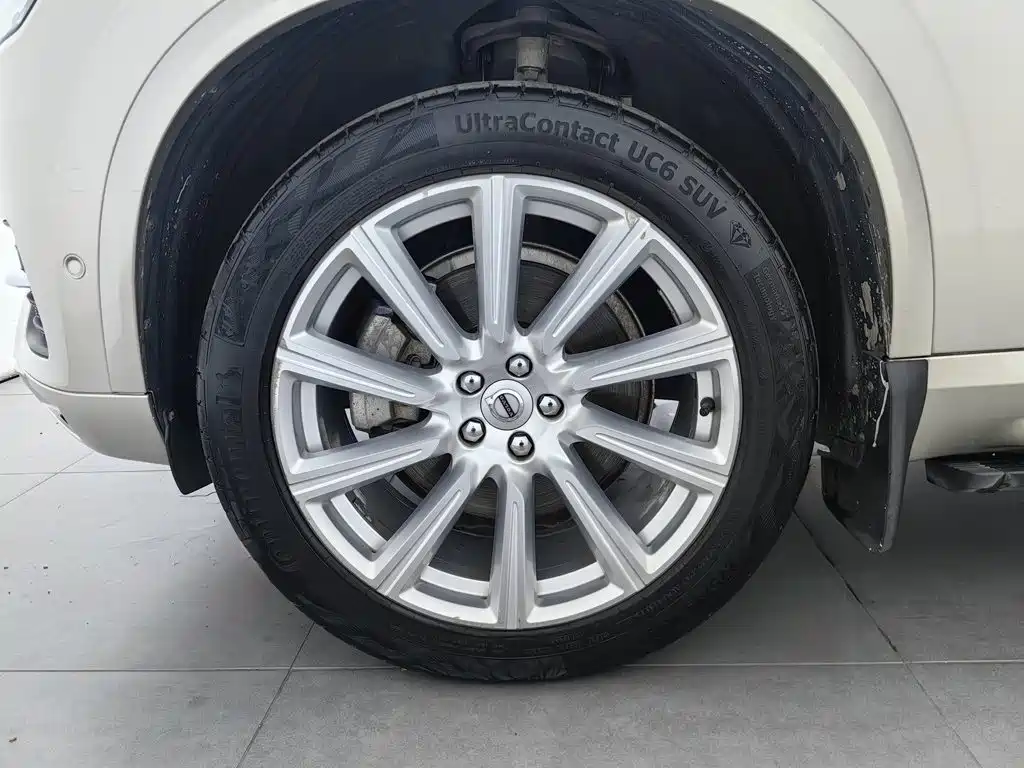 Volvo XC90 — миниатюра 17
