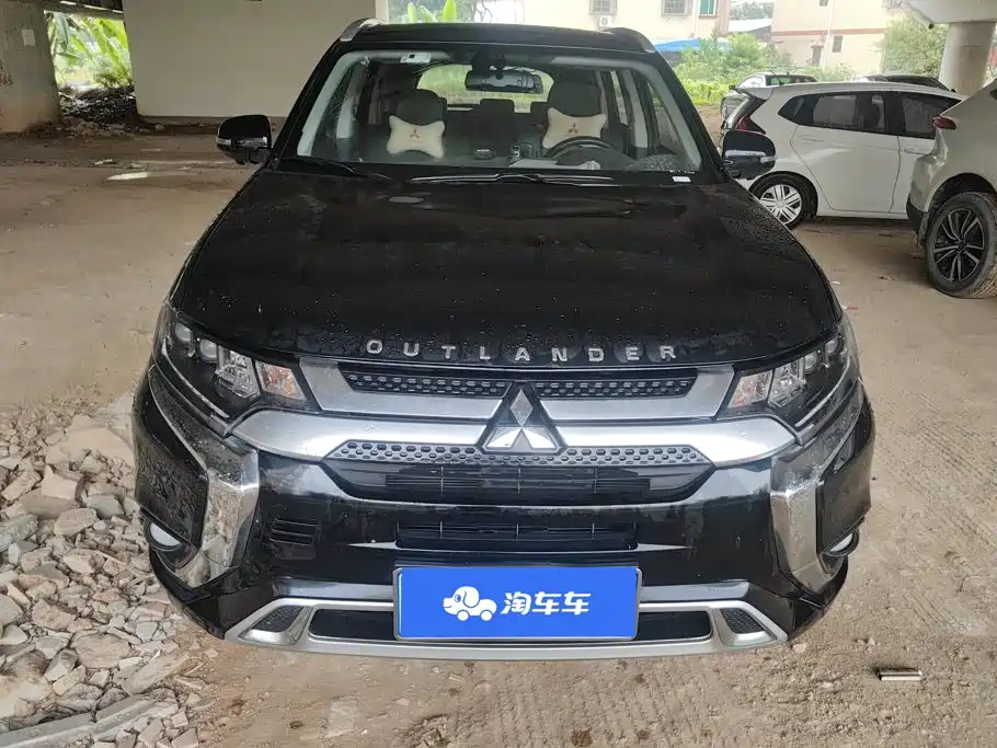 Mitsubishi Outlander — миниатюра 2
