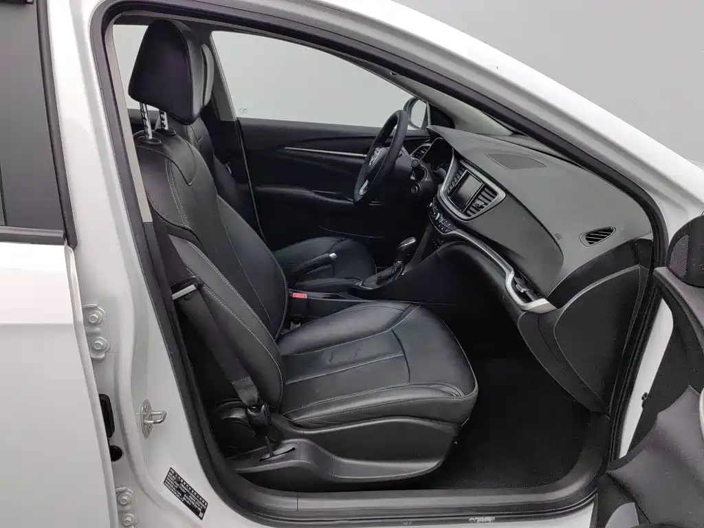 Buick Excelle — миниатюра 23