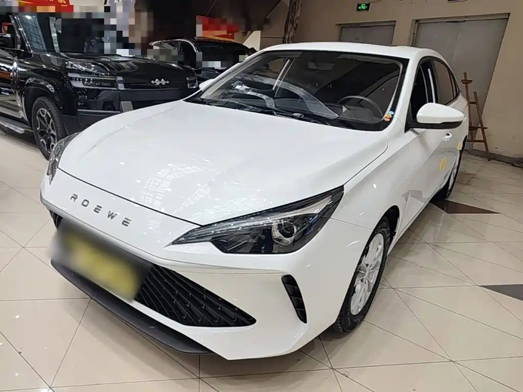 Roewe i5