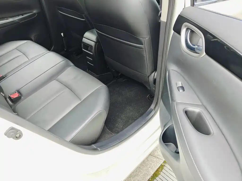 Nissan Sylphy — миниатюра 14