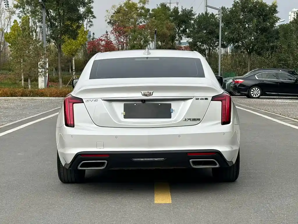 Cadillac CT5 — миниатюра 5